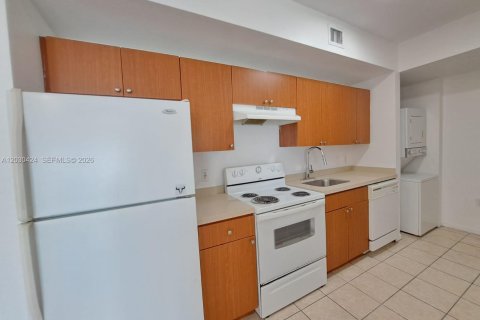 Appartement à louer à Miami, Floride: 2 chambres № 2084860 - photo 9