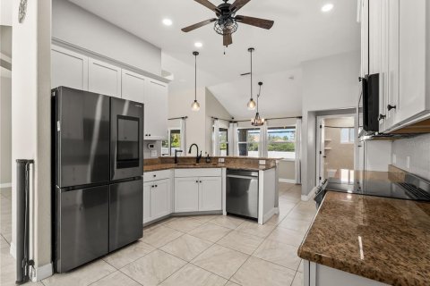 Villa ou maison à vendre à North Port, Floride: 3 chambres, 172.71 m2 № 2428732 - photo 21