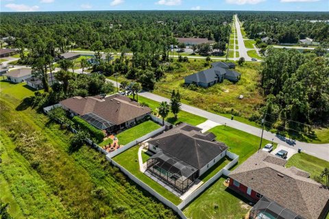 Villa ou maison à vendre à North Port, Floride: 3 chambres, 172.71 m2 № 2428732 - photo 6