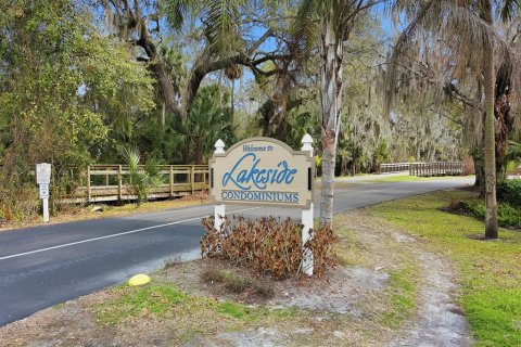 Condo in Deltona, Florida, 2 bedrooms № 2148622 - photo 19