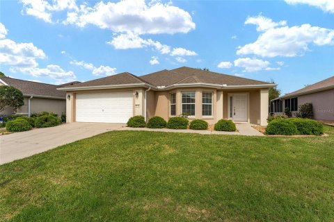 Casa en venta en Summerfield, Florida, 2 dormitorios, 138.24 m2 № 1648402 - foto 1