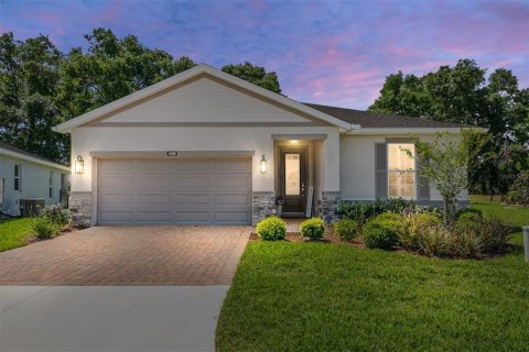 House in Ocala, Florida 3 bedrooms, 175.96 sq.m. № 2308826