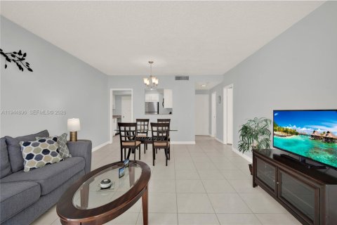 Copropriété à vendre à Hollywood, Floride: 1 chambre, 73.39 m2 № 2001195 - photo 8