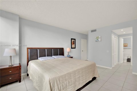 Copropriété à vendre à Hollywood, Floride: 1 chambre, 73.39 m2 № 2001195 - photo 10