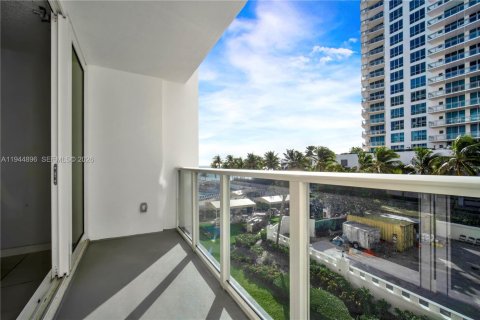 Copropriété à vendre à Hollywood, Floride: 1 chambre, 73.39 m2 № 2001195 - photo 6