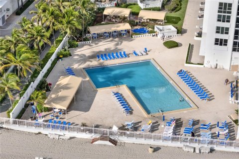 Copropriété à vendre à Hollywood, Floride: 1 chambre, 73.39 m2 № 2001195 - photo 21