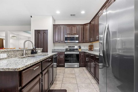 Villa ou maison à vendre à Newberry, Floride: 4 chambres, 225.94 m2 № 2347974 - photo 10