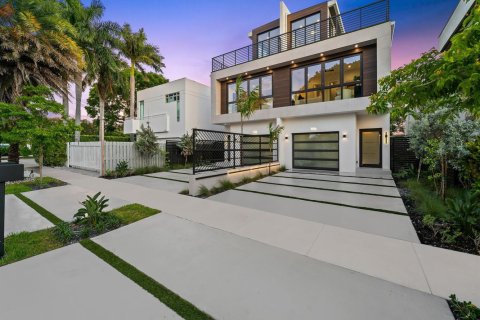 Townhouse in Fort Lauderdale, Florida 3 bedrooms, 312.99 sq.m. № 2399985 - photo 5