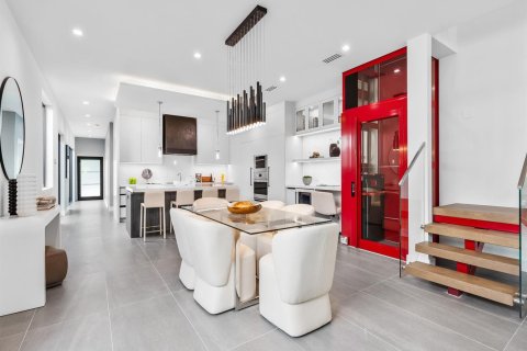 Townhouse in Fort Lauderdale, Florida 3 bedrooms, 312.99 sq.m. № 2399985 - photo 2