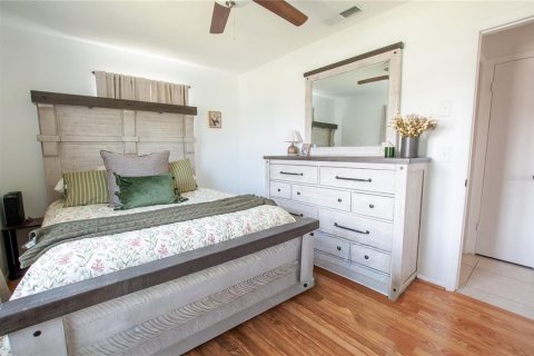 House in Port Charlotte, Florida 2 bedrooms, 100.33 sq.m. № 2239251 - photo 20