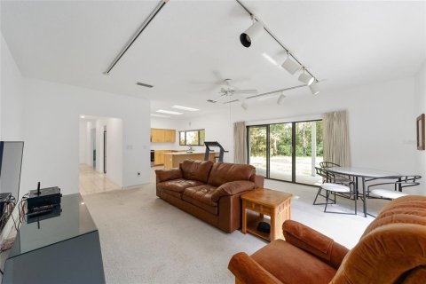 House in Gainesville, Florida 4 bedrooms, 266.91 sq.m. № 1374669 - photo 17