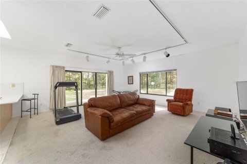 House in Gainesville, Florida 4 bedrooms, 266.91 sq.m. № 1374669 - photo 16