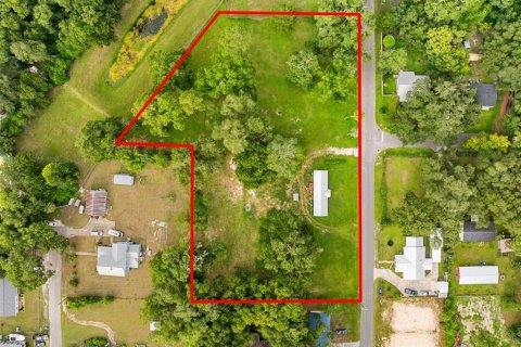 Terreno en venta en Alachua, Florida № 1825339 - foto 1