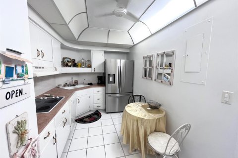 Copropriété à vendre à Fort Lauderdale, Floride: 2 chambres, 104.05 m2 № 2372084 - photo 4