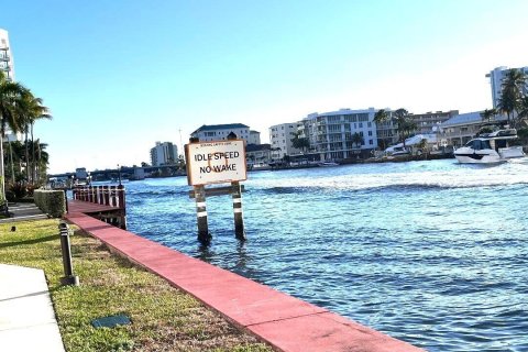Copropriété à vendre à Fort Lauderdale, Floride: 2 chambres, 104.05 m2 № 2372084 - photo 23