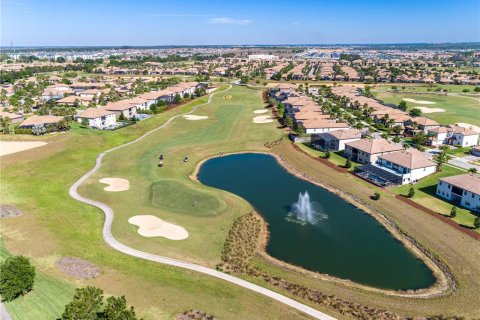 Villa ou maison à vendre à Davenport, Floride: 6 chambres, 284.56 m2 № 2148369 - photo 26