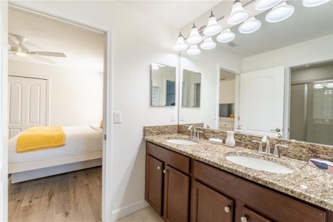 Villa ou maison à vendre à Davenport, Floride: 6 chambres, 284.56 m2 № 2148369 - photo 20