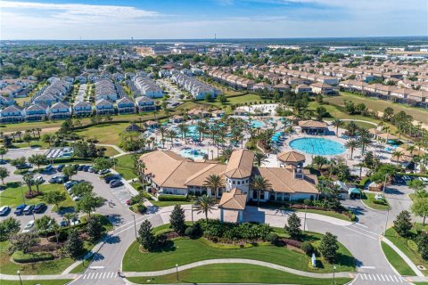 Villa ou maison à vendre à Davenport, Floride: 6 chambres, 284.56 m2 № 2148369 - photo 27