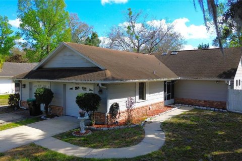 Duplex à vendre à Orlando, Floride: 2 chambres, 98.1 m2 № 2098233 - photo 2