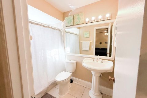 Duplex à vendre à Orlando, Floride: 2 chambres, 98.1 m2 № 2098233 - photo 22