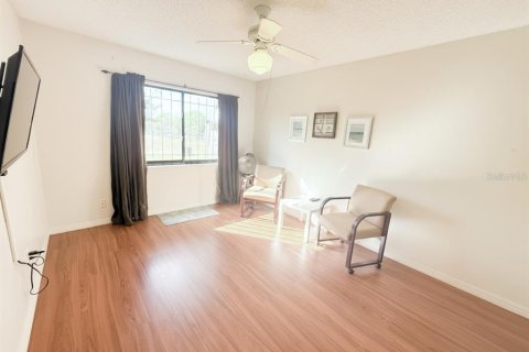 Duplex à vendre à Orlando, Floride: 2 chambres, 98.1 m2 № 2098233 - photo 23