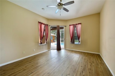 Casa en venta en Spring Hill, Florida, 3 dormitorios, 204.01 m2 № 2277344 - foto 18