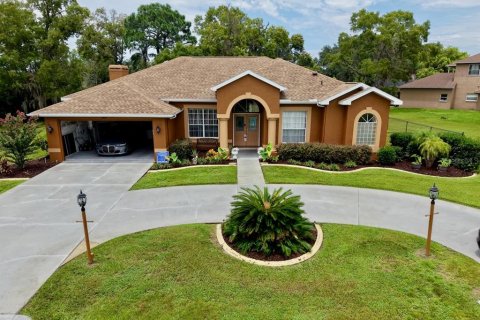 Casa en venta en Spring Hill, Florida, 3 dormitorios, 204.01 m2 № 2277344 - foto 2
