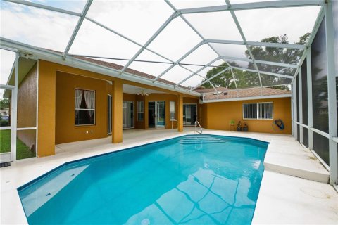 Casa en venta en Spring Hill, Florida, 3 dormitorios, 204.01 m2 № 2277344 - foto 26