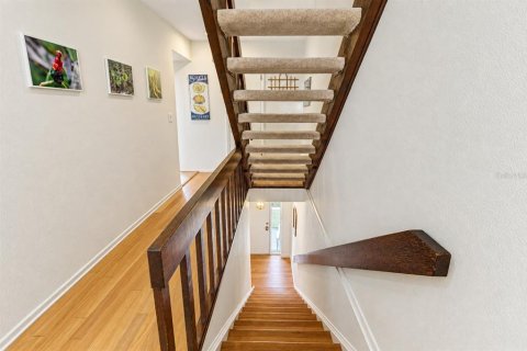 Townhouse in Sarasota, Florida 2 bedrooms, 134.34 sq.m. № 2378945 - photo 18