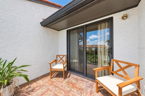 Townhouse in Sarasota, Florida 2 bedrooms, 134.34 sq.m. № 2378945 - photo 28