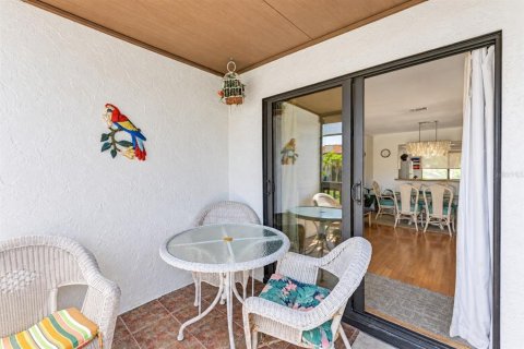 Townhouse in Sarasota, Florida 2 bedrooms, 134.34 sq.m. № 2378945 - photo 27