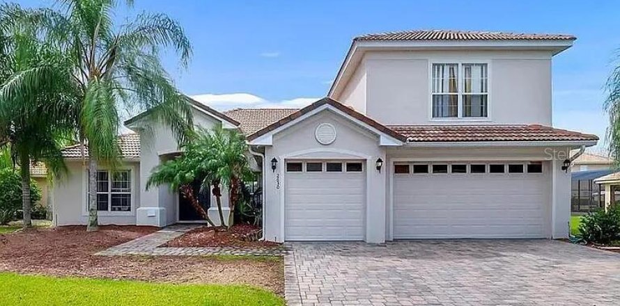 House in BELLALAGO in Kissimmee, Florida 5 bedrooms, 260.13 sq.m. № 2258237