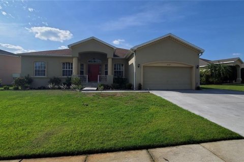 House in Mulberry, Florida 4 bedrooms, 216.83 sq.m. № 1069279 - photo 1