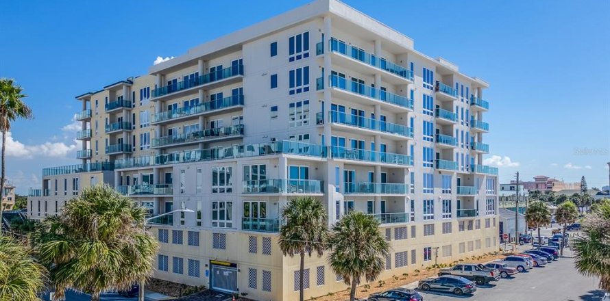 Condominio en Clearwater, Florida, 3 dormitorios № 2221809