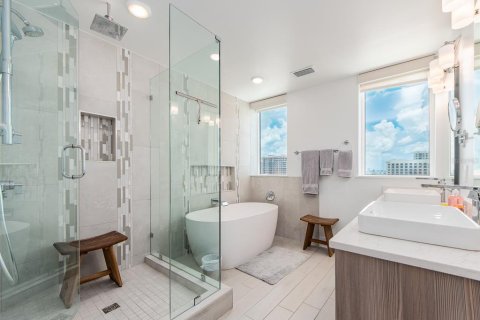 Condominio en alquiler en Clearwater, Florida, 3 dormitorios, 208.1 m2 № 2221809 - foto 27