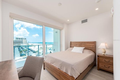Condominio en alquiler en Clearwater, Florida, 3 dormitorios, 208.1 m2 № 2221809 - foto 29