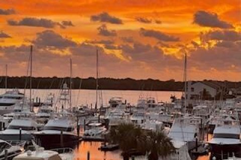 Condo in North Palm Beach, Florida, 3 bedrooms  № 1142488 - photo 1