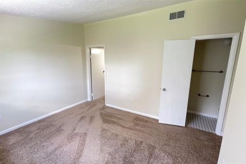 Touwnhouse à louer à Tampa, Floride: 2 chambres, 96.34 m2 № 1853335 - photo 21
