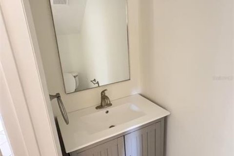 Touwnhouse à louer à Tampa, Floride: 2 chambres, 96.34 m2 № 1853335 - photo 11