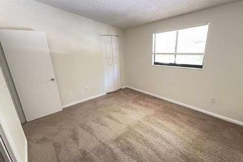 Touwnhouse à louer à Tampa, Floride: 2 chambres, 96.34 m2 № 1853335 - photo 2