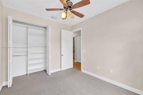 Villa ou maison à vendre à Davie, Floride: 3 chambres, 177.63 m2 № 1961925 - photo 25