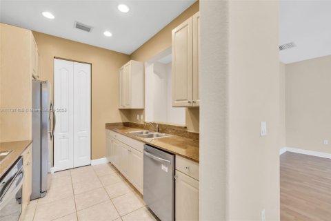 Villa ou maison à vendre à Davie, Floride: 3 chambres, 177.63 m2 № 1961925 - photo 12