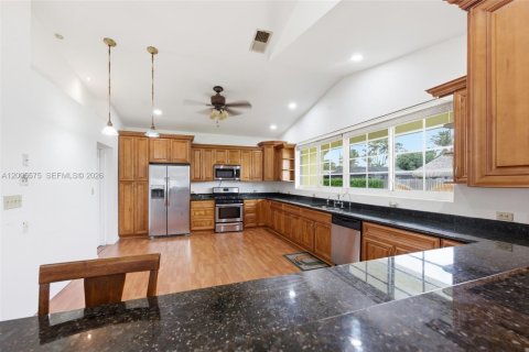Casa en venta en Oakland Park, Florida, 4 dormitorios, 228.08 m2 № 2073274 - foto 13