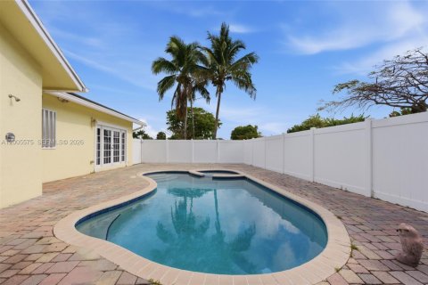 Casa en venta en Oakland Park, Florida, 4 dormitorios, 228.08 m2 № 2073274 - foto 16