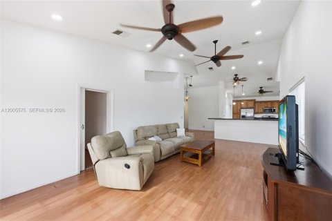 Casa en venta en Oakland Park, Florida, 4 dormitorios, 228.08 m2 № 2073274 - foto 8