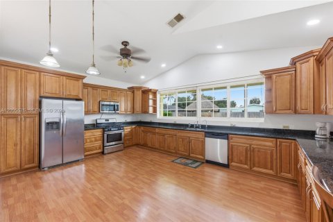 Casa en venta en Oakland Park, Florida, 4 dormitorios, 228.08 m2 № 2073274 - foto 9