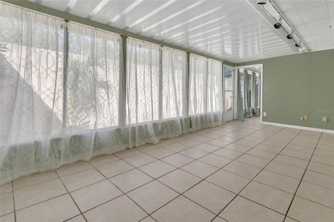 Купить кондоминиум в Альтамонте-Спрингс, Флорида 7 комнат, 106.65м2, № 2217222 - фото 21