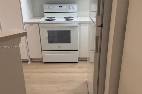 Condominio en alquiler en Sunrise, Florida, 1 dormitorio, 69.03 m2 № 1770580 - foto 22