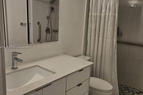 Condominio en alquiler en Sunrise, Florida, 1 dormitorio, 69.03 m2 № 1770580 - foto 5