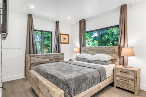 Casa en venta en Miami, Florida, 4 dormitorios, 152.08 m2 № 1846102 - foto 22